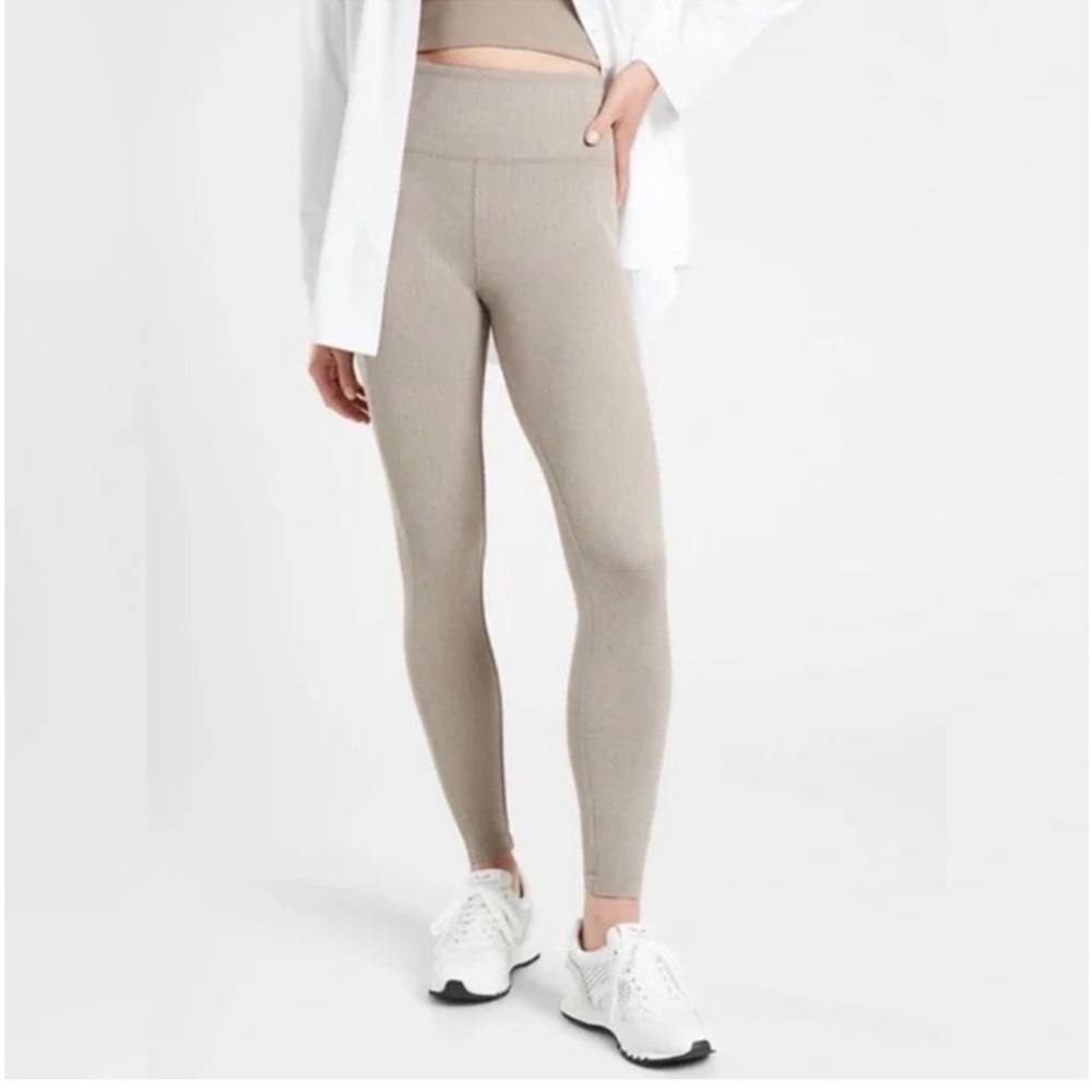 Athleta Delancey Herringbone Tight Legging A Chevrons Delancey Size Large